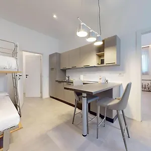 https://statuto-apartments.italymilanhotels.net