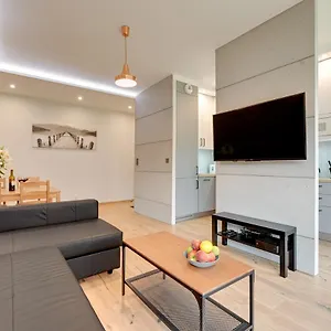 https://central-apartment.gdanskhotel.org